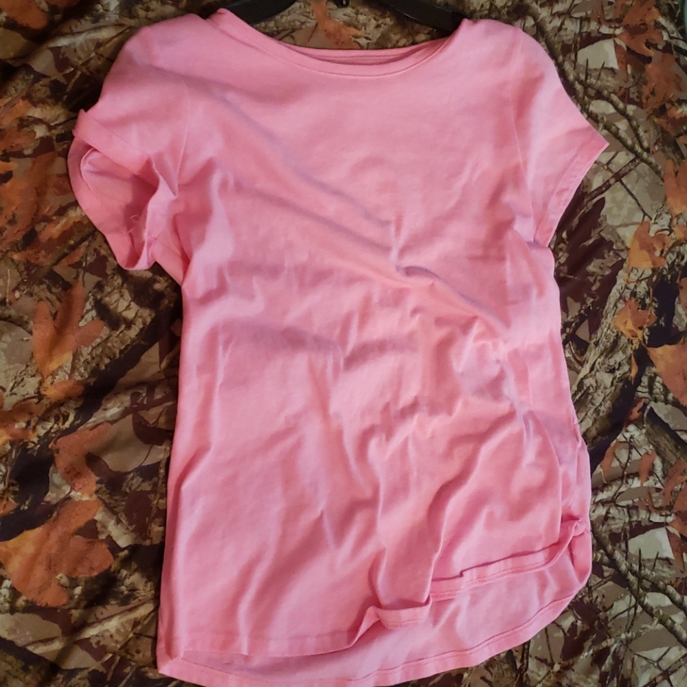 Pink t-shirt